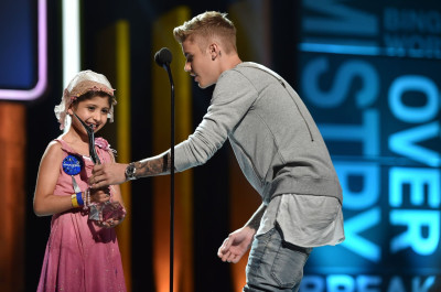 27.07 | Young Hollywood Awards, apresentado por Samsung Galaxy.