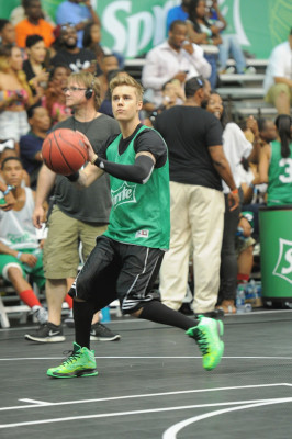 28.06 | BET Experience no L.A. LIVE — Jogo de Basquete das Celebridades da Sprite.