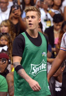 28.06 | BET Experience no L.A. LIVE — Jogo de Basquete das Celebridades da Sprite.