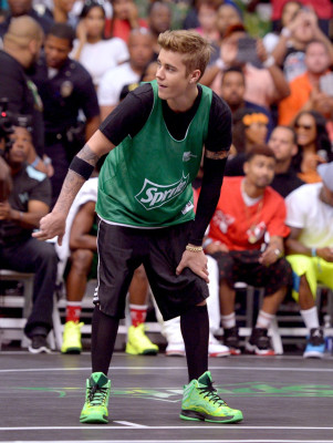 28.06 | BET Experience no L.A. LIVE — Jogo de Basquete das Celebridades da Sprite.