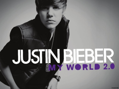 Capas e Materiais Oficiais