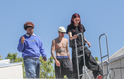 24.03 |  Com amigos em um rooftop de Los Angeles.