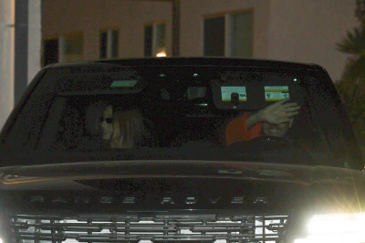 26.08 | Justin Bieber deixando a Igreja Churchome no Saban Theatre em Beverly Hills, Califórnia.