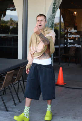 09.04 | Tomando café com amigos em Palm Springs.