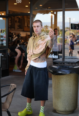 09.04 | Tomando café com amigos em Palm Springs.