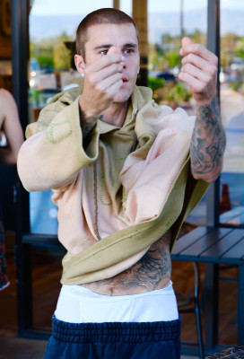 09.04 | Tomando café com amigos em Palm Springs.