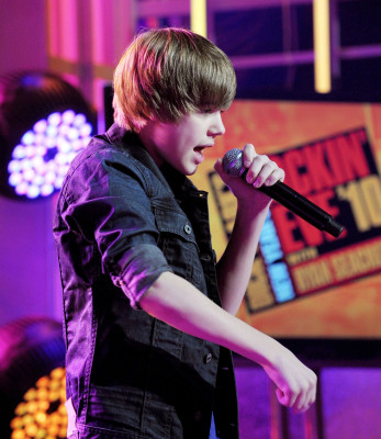 31.12 | A Festa de Ano Novo de Dick Clark com Ryan Seacrest