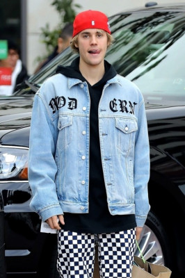 20.12 | No shopping The Grove em Los Angeles, CA.