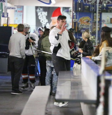 18.12 | No Los Angeles Kings Valley Ice Center em Panorama City, CA.