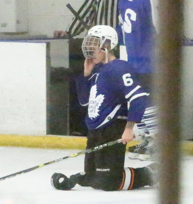 17.12 | Justin Bieber no Los Angeles Kings Valley Ice Center em Panorama City, Califórnia