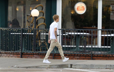 01.12 | Chegando no restaurante Patys em Toluca Lake, CA