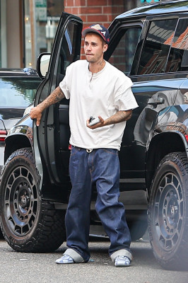 10.09 | Tomando um sorvete por Beverly Hills, CA.