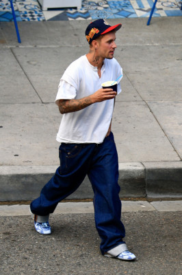10.09 | Tomando um sorvete por Beverly Hills, CA.