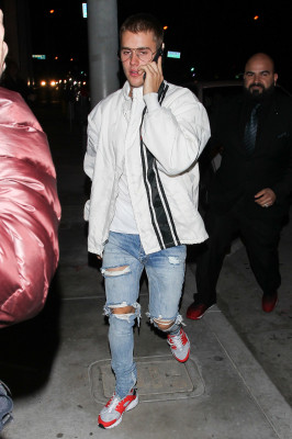 27.01 | Chegando em restaurante em Los Angeles, Califórnia