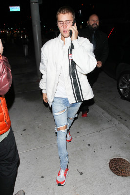 27.01 | Chegando em restaurante em Los Angeles, Califórnia