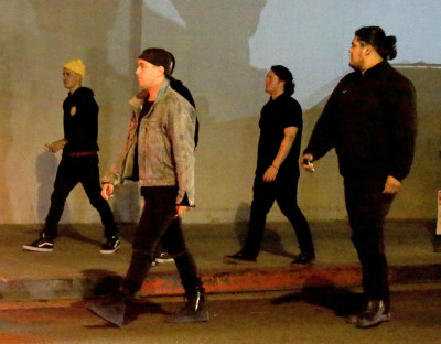 03.01 | Justin Bieber é fotografado em West Hollywood, na Califórnia