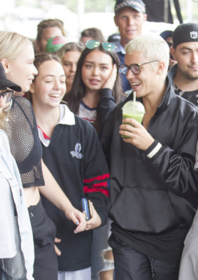 17.03 | Justin Bieber é fotografado em Sydney, na Austrália