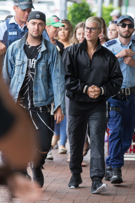 17.03 | Justin Bieber é fotografado em Sydney, na Austrália