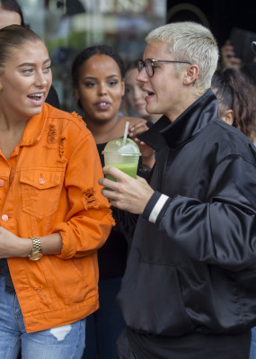 17.03 | Justin Bieber é fotografado em Sydney, na Austrália