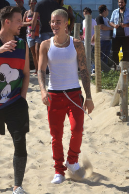 29.03 | Justin Bieber na praia de Ipanema, Rio de Janeiro