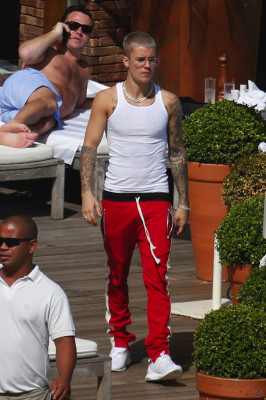 29.03 | Justin Bieber na praia de Ipanema, Rio de Janeiro
