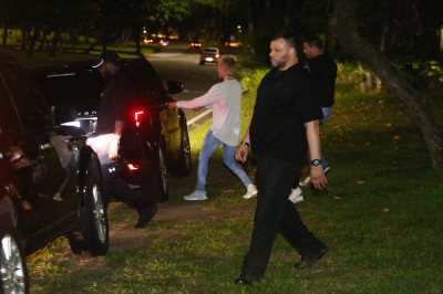 29.03 | Justin Bieber andando de skate no Aterro do Flamengo no Rio de Janeiro