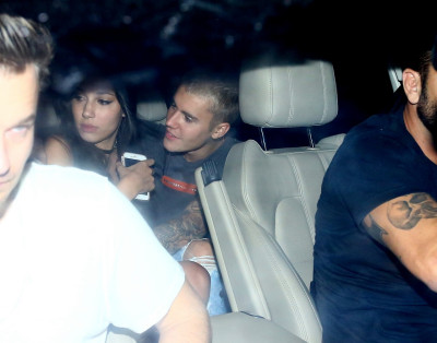 29.03 | Justin Bieber chegando em seu hotel no Rio de Janeiro