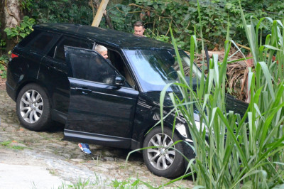 30.03 | Justin Bieber é fotografado na Pedra da Gávea no Rio de Janeiro
