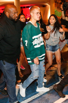 30.03 | Justin Bieber é fotografado no Rio de Janeiro, Brasil