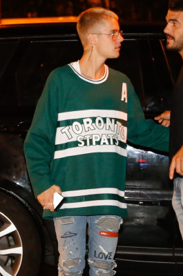 30.03 | Justin Bieber é fotografado no Rio de Janeiro, Brasil