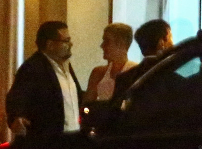 17.04 | Justin Bieber é fotografado em Miami, Flórida