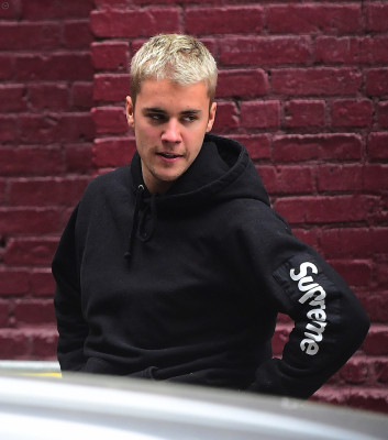 30.04 | Justin Bieber na igreja Hillsong em Nova Iorque
