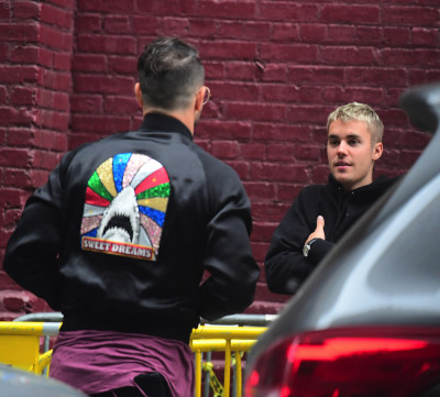 30.04 | Justin Bieber na igreja Hillsong em Nova Iorque