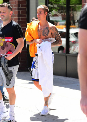 21.05 | Justin Bieber é fotografado em Nova Iorque