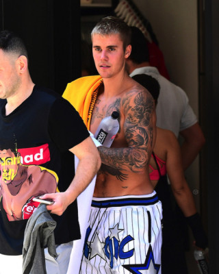 21.05 | Justin Bieber é fotografado em Nova Iorque