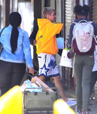 21.05 | Justin Bieber é fotografado em Nova Iorque