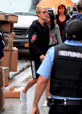 22.05 | Justin Bieber na loja Nike Factory Store em Nova Iorque