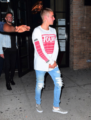 23.05 | Justin Bieber é fotografado em Nova Iorque, NY