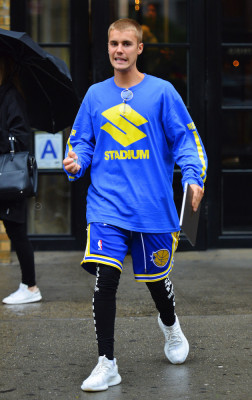 25.05 | Justin Bieber deixando seu hotel em Nova Iorque, NY
