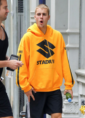 26.05 | Justin Bieber chegando no Aire Ancient Baths em Nova Iorque, NY