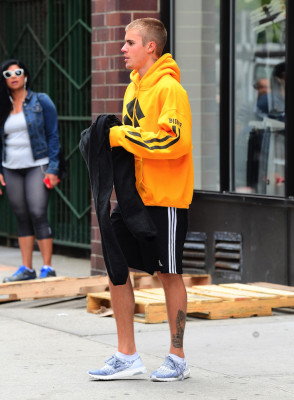 26.05 | Justin Bieber chegando no Aire Ancient Baths em Nova Iorque, NY