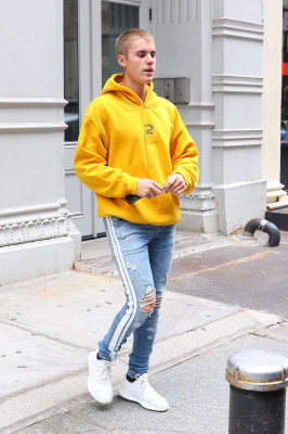 27.05 | Justin Bieber deixando o Aire Ancient Baths em Nova Iorque, NY