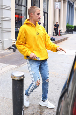27.05 | Justin Bieber deixando o Aire Ancient Baths em Nova Iorque, NY