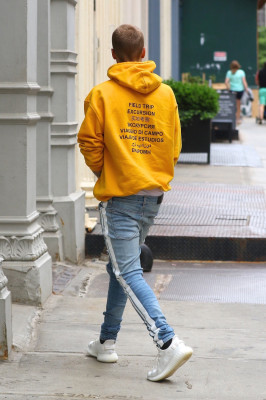 27.05 | Justin Bieber chegando ao Aire Ancient Baths em Nova Iorque, NY