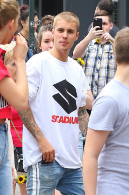 27.05 | Justin Bieber é fotografado em Soho, Nova Iorque