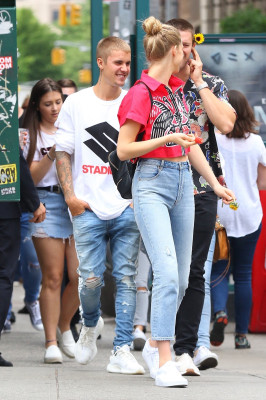 27.05 | Justin Bieber é fotografado em Soho, Nova Iorque