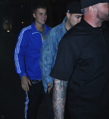 06.05 | Justin Bieber deixando o Australasian Bar & Restaurant em Manchester, Inglaterra