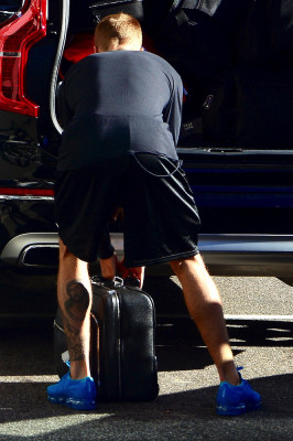 07.04 | Justin Bieber deixando hotel em Sydney, Austrália