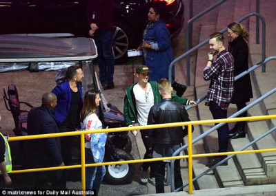 07.04 | Justin Bieber chegando à conferência da igreja Hillsong em Sydney, Austrália