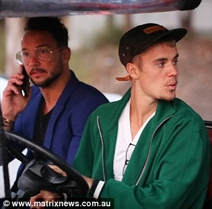 07.04 | Justin Bieber chegando à conferência da igreja Hillsong em Sydney, Austrália